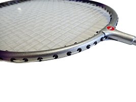 Badmintonová pálka (raketa) odlehčená ocel